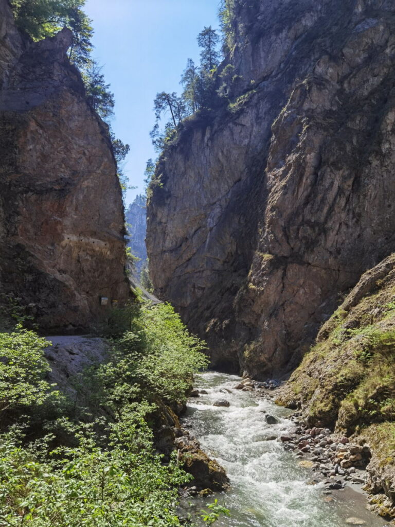 Kundler Klamm - eine leichte Klammwanderung in Tirol, sogar als Wanderung mit Kinderwagen